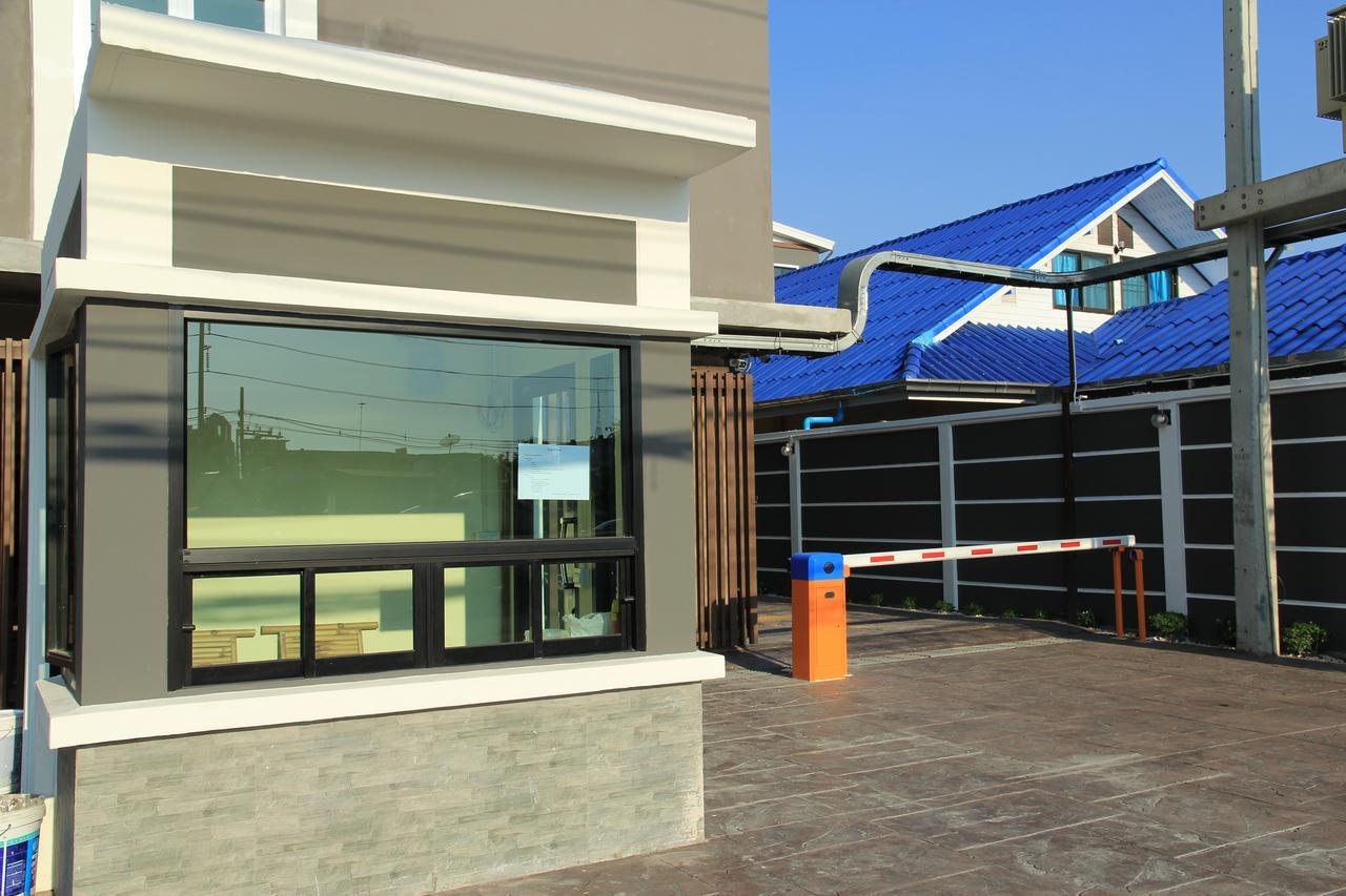 Aparthotel Modernbright Laemchabang Landkreis Landkreis Bang Lamung Exterior foto
