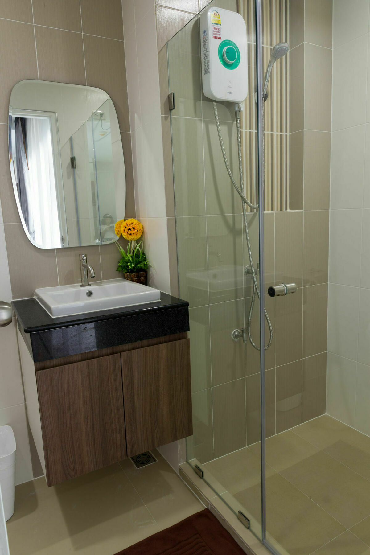 Aparthotel Modernbright Laemchabang Landkreis Landkreis Bang Lamung Exterior foto